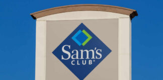 Sign for Sam's Club against a clear blue sky