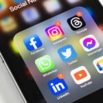 Smartphone screen displaying various social media application icons