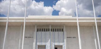 Kennedy Center votes to restore Trump's name and close for 2 years, challenging a judge's order