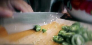 Chipotle removes jalapeños over salmonella concerns